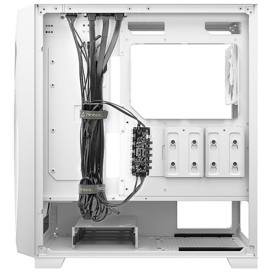 MN0005956915 Antec DF700 FLUX - Blanc prix maroc- Smartmarket.ma