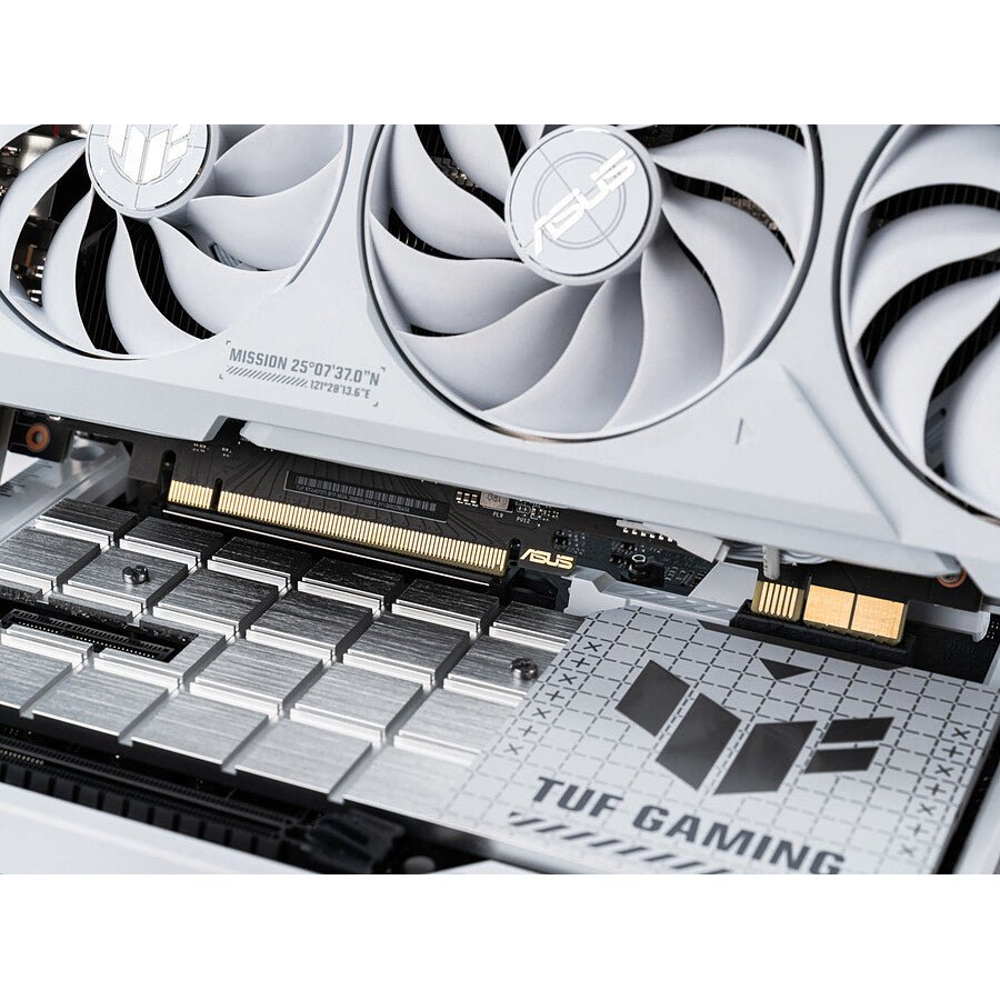 MN0006109448 Asus GeForce RTX 4070 Ti SUPER TUF BTF WHITE OC prix maroc- Smartmarket.ma