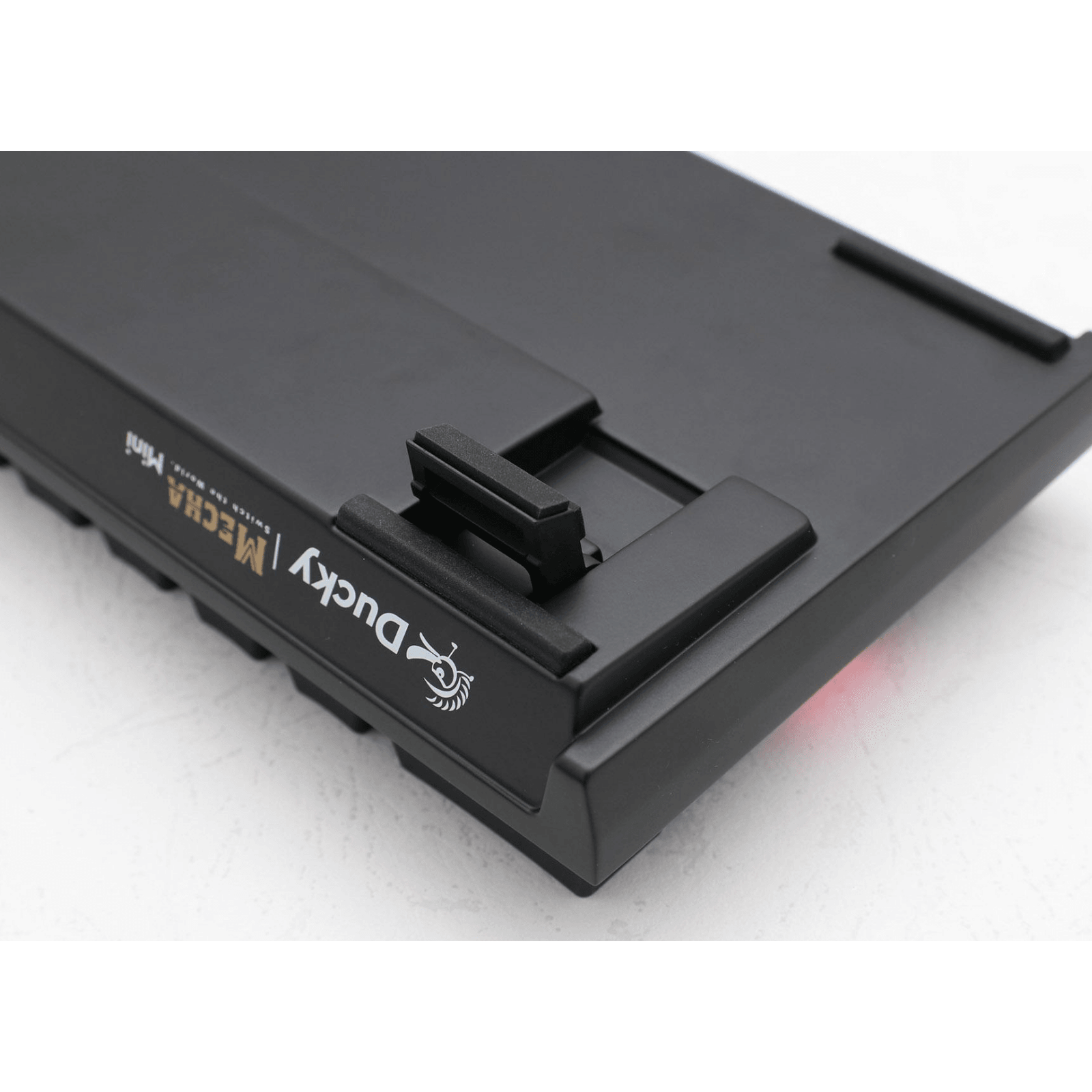 ducky-channel-mecha-mini-clavier-gamer-or-switches-cherry-mx-rgb-speed-silver-prix-maroc-5-7072171360374 Ducky Channel Mecha Mini - Clavier Gamer | Switches Cherry MX RGB Speed Silver prix maroc- Smartmarket.ma