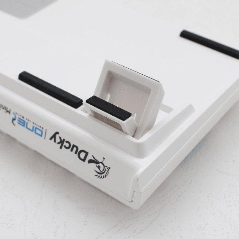 ducky-channel-one-2-mini-rgb-blanc-clavier-gamer-or-cherry-mx-rgb-bleu-prix-maroc-6 Ducky Channel One 2 Mini RGB Blanc - Clavier Gamer | Cherry MX RGB Bleu prix maroc- Smartmarket.ma