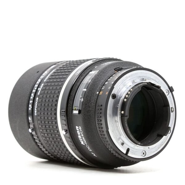 Nikon DC‑NIKKOR AF 135 mm f2 D (4)