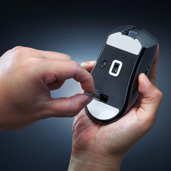 Souris-Gamer-Razer-DeathAdder-V3-HyperSpeed_4_9335aa65-e73c-4563-be5e-c441e5d63f87