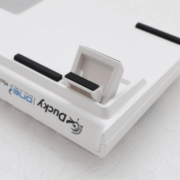 ducky-channel-one-2-mini-rgb-blanc-clavier-gamer-or-cherry-mx-rgb-bleu-prix-maroc-6